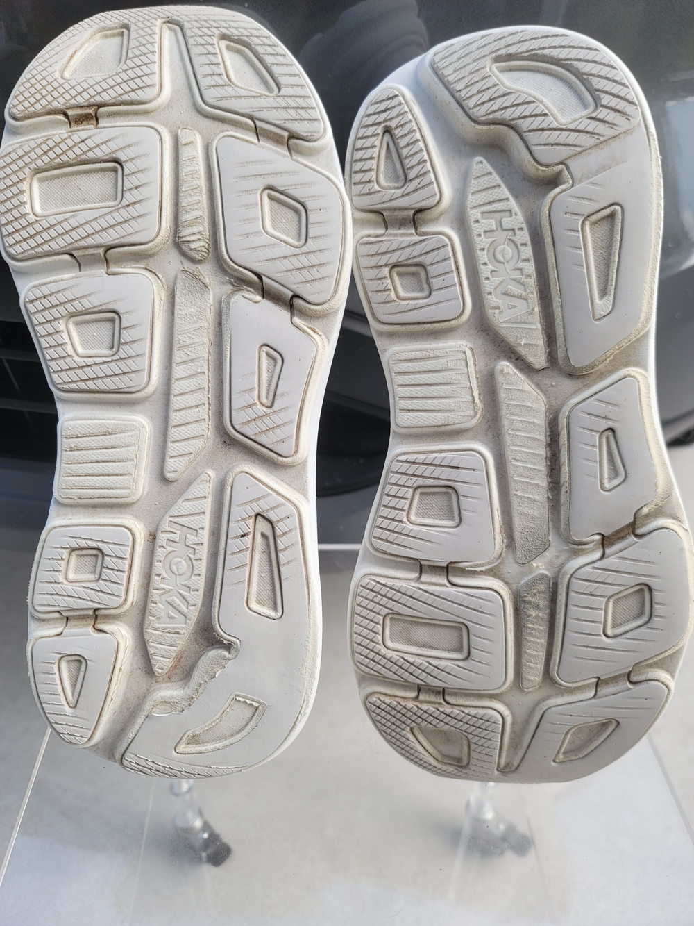 HOKA Bondi 9 Athletic Running Shoes - Picture 5 of 12